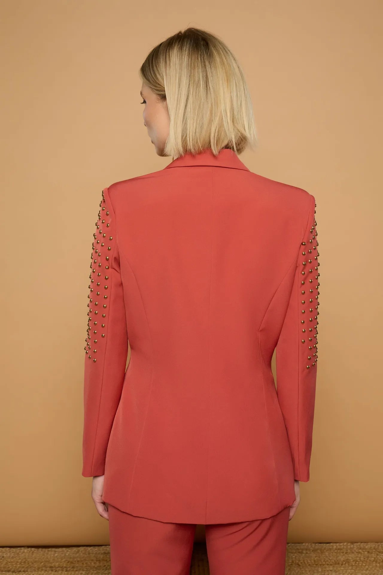 Blazer terracota tachuelas