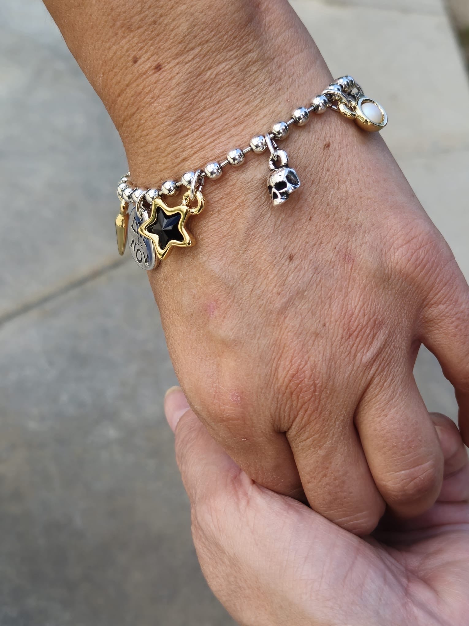 Cataleya-calaveras-pulsera