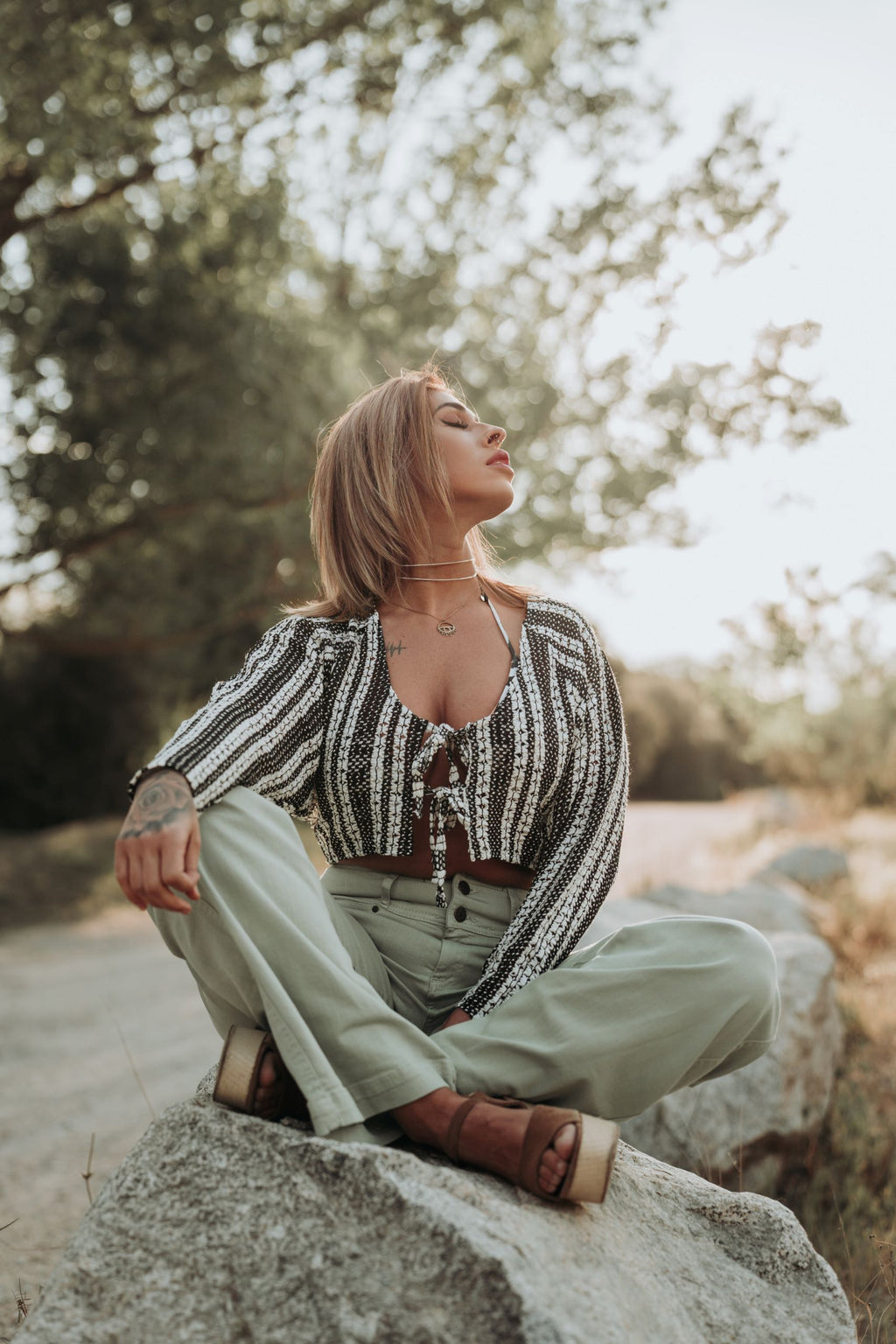 Cataleya-crop-top-punto