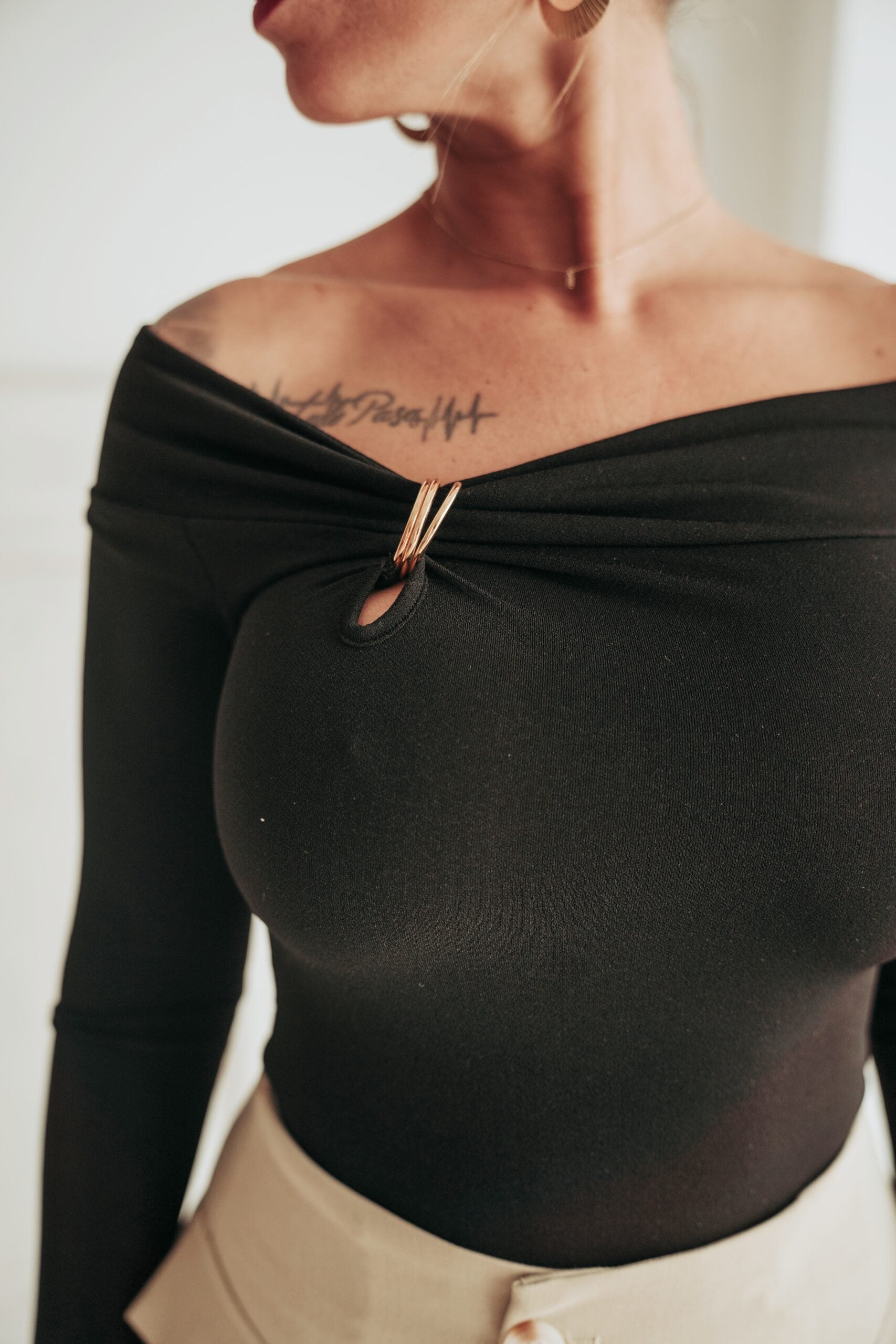 Cataleya-detalle-hebilla-body