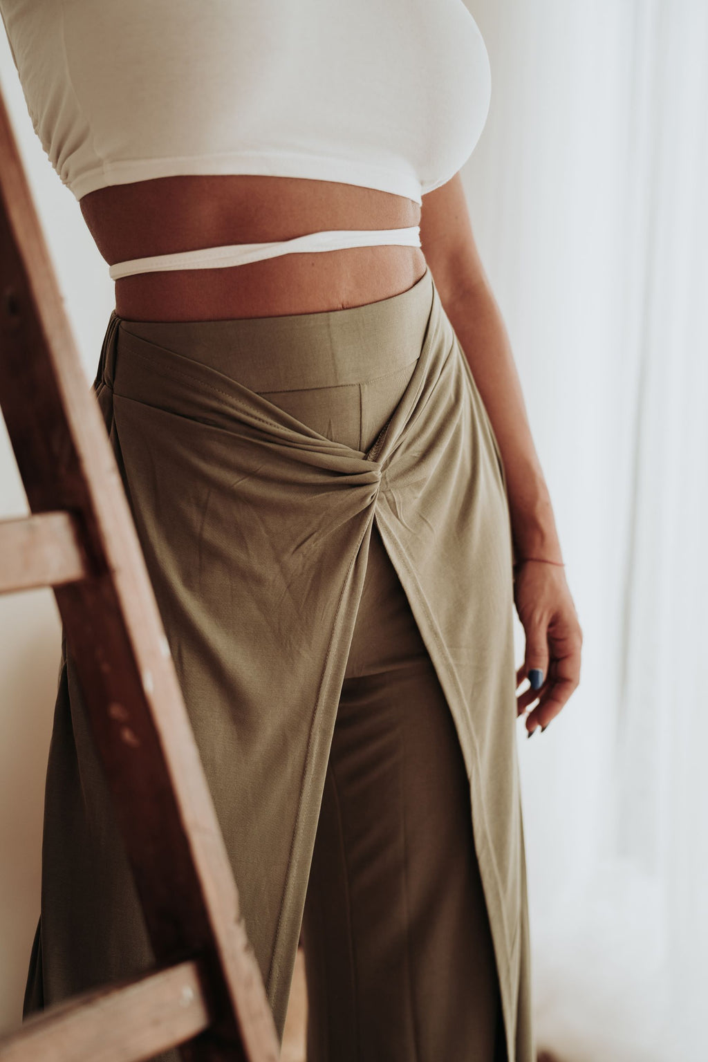 Cataleya-detalle-pantalon