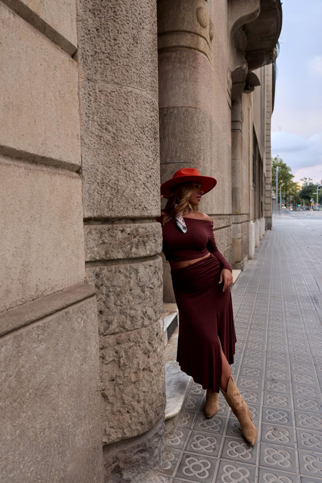 Cataleya-falda-marrón