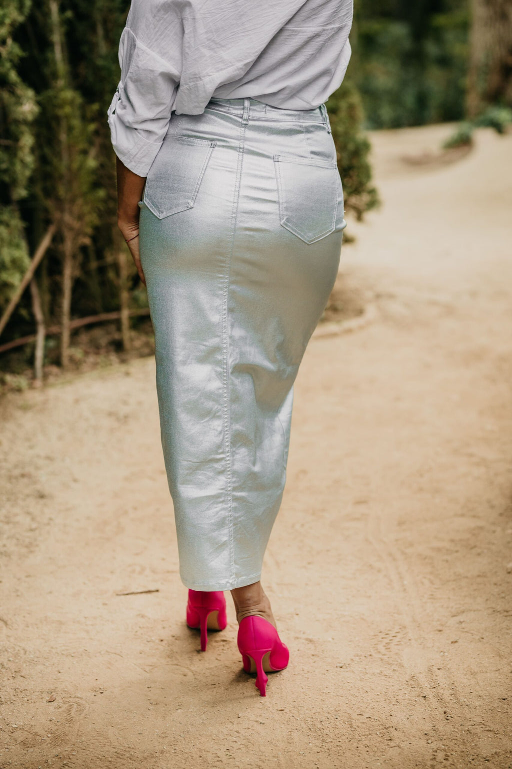 Cataleya-falda-metalizada-bolsillos.