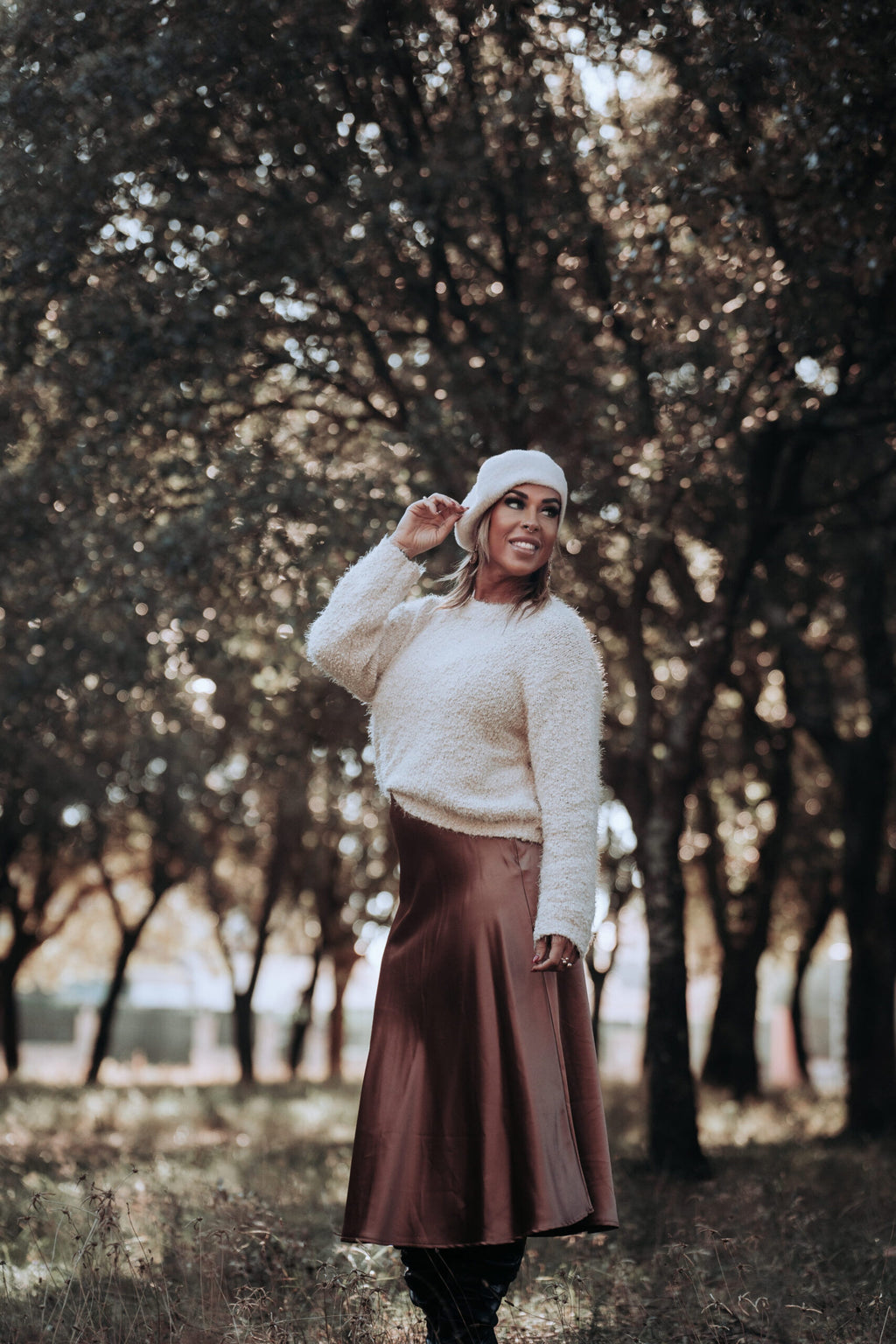 Cataleya-falda-midi-raso