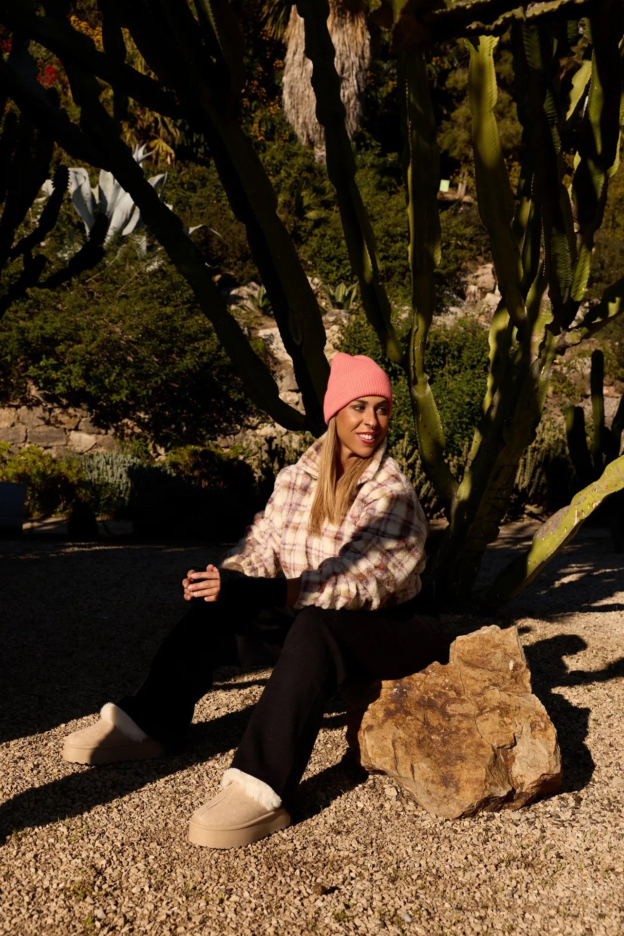 Pantalón  punto acampanado negro