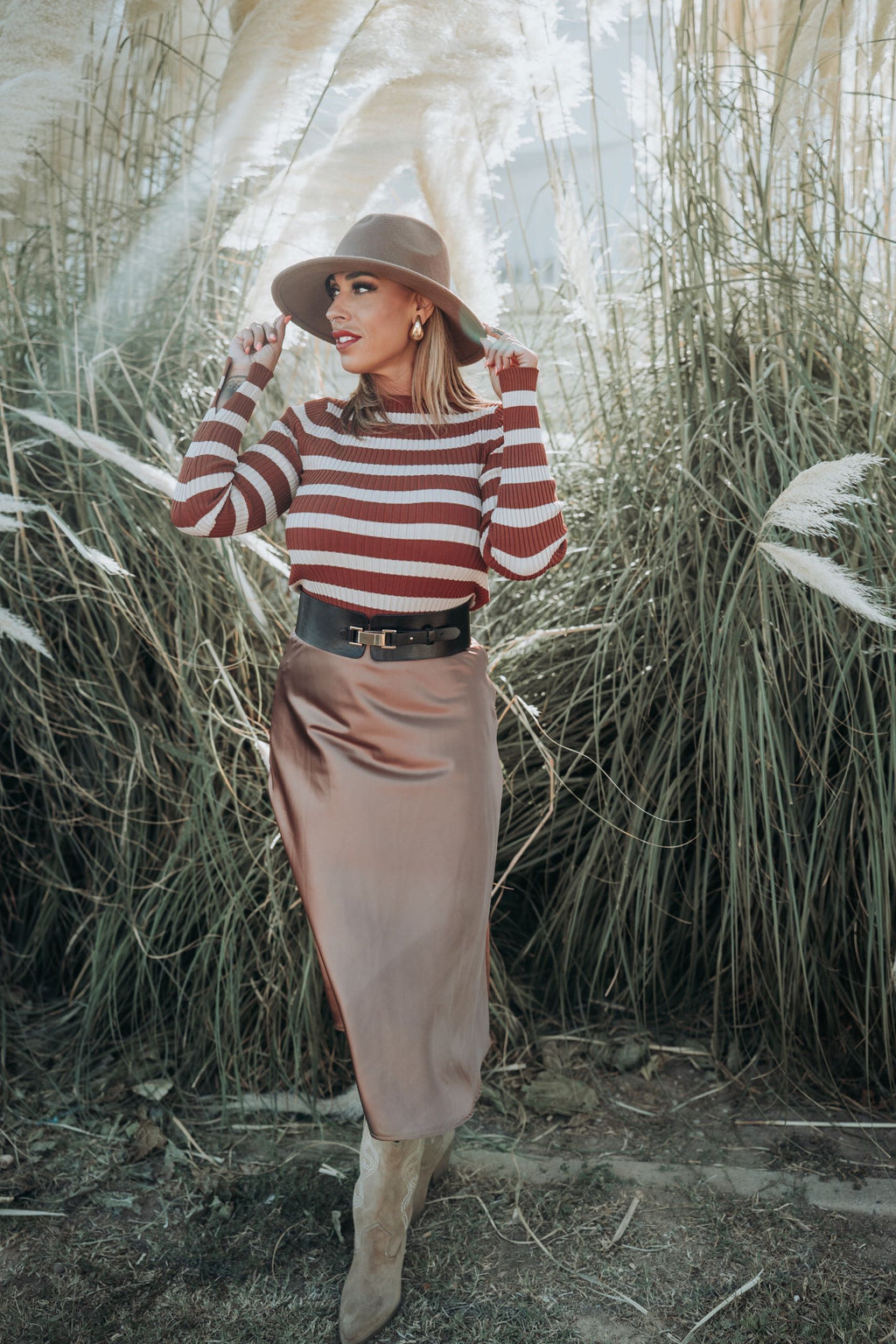 Cataleya-jersey-de-rayas-marron