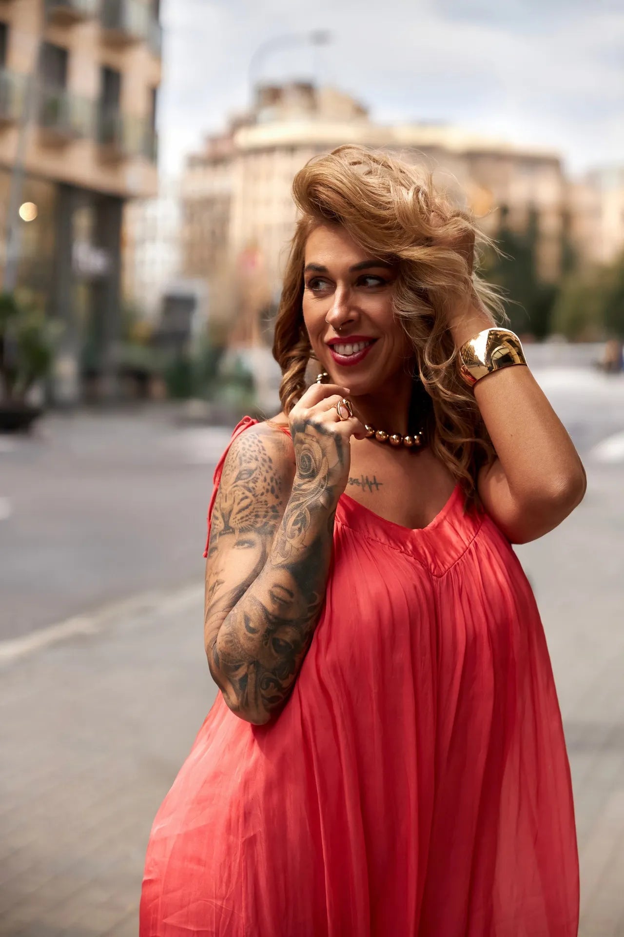 Cataleya-mono-lazos_reduida