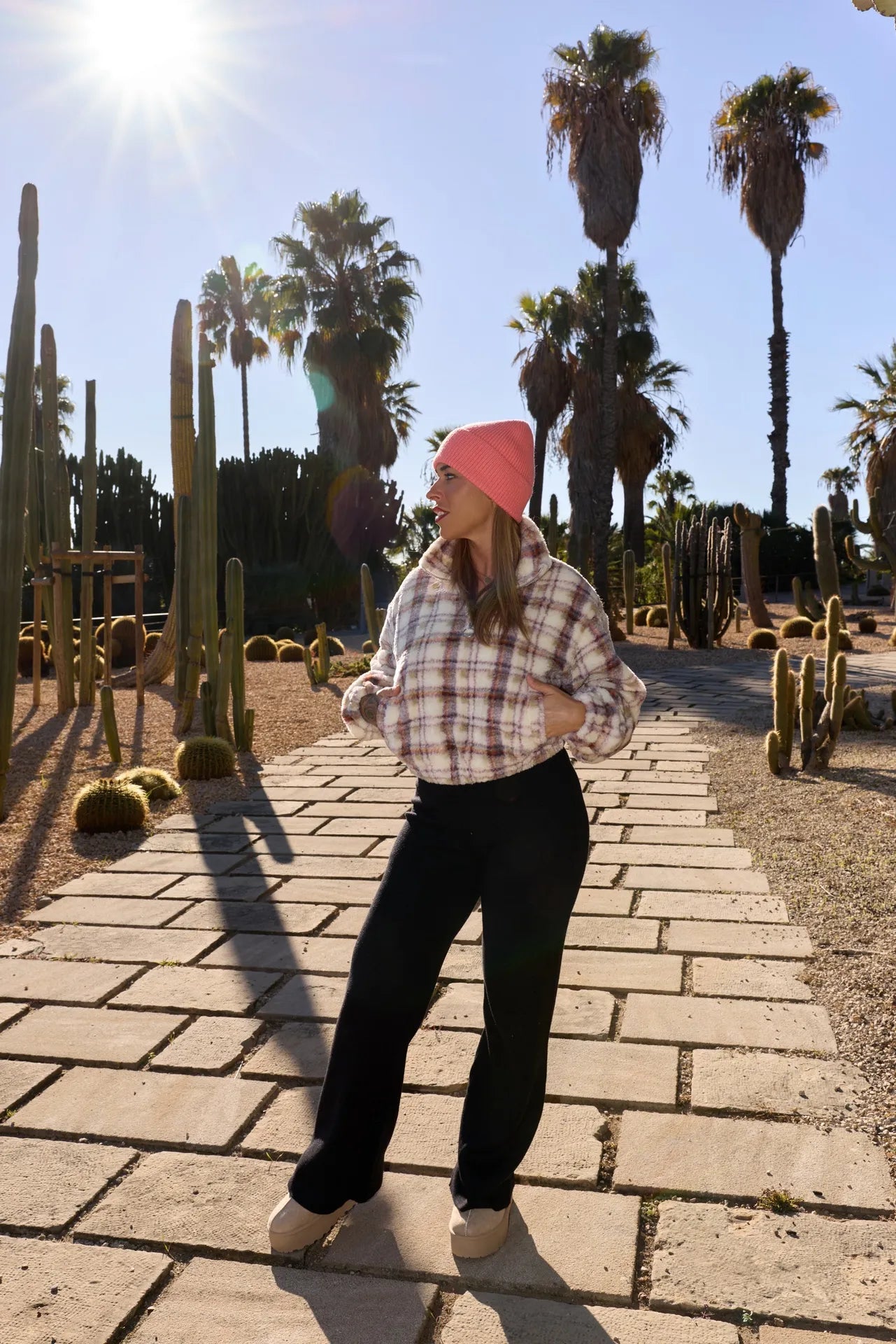 Pantalón  punto acampanado negro