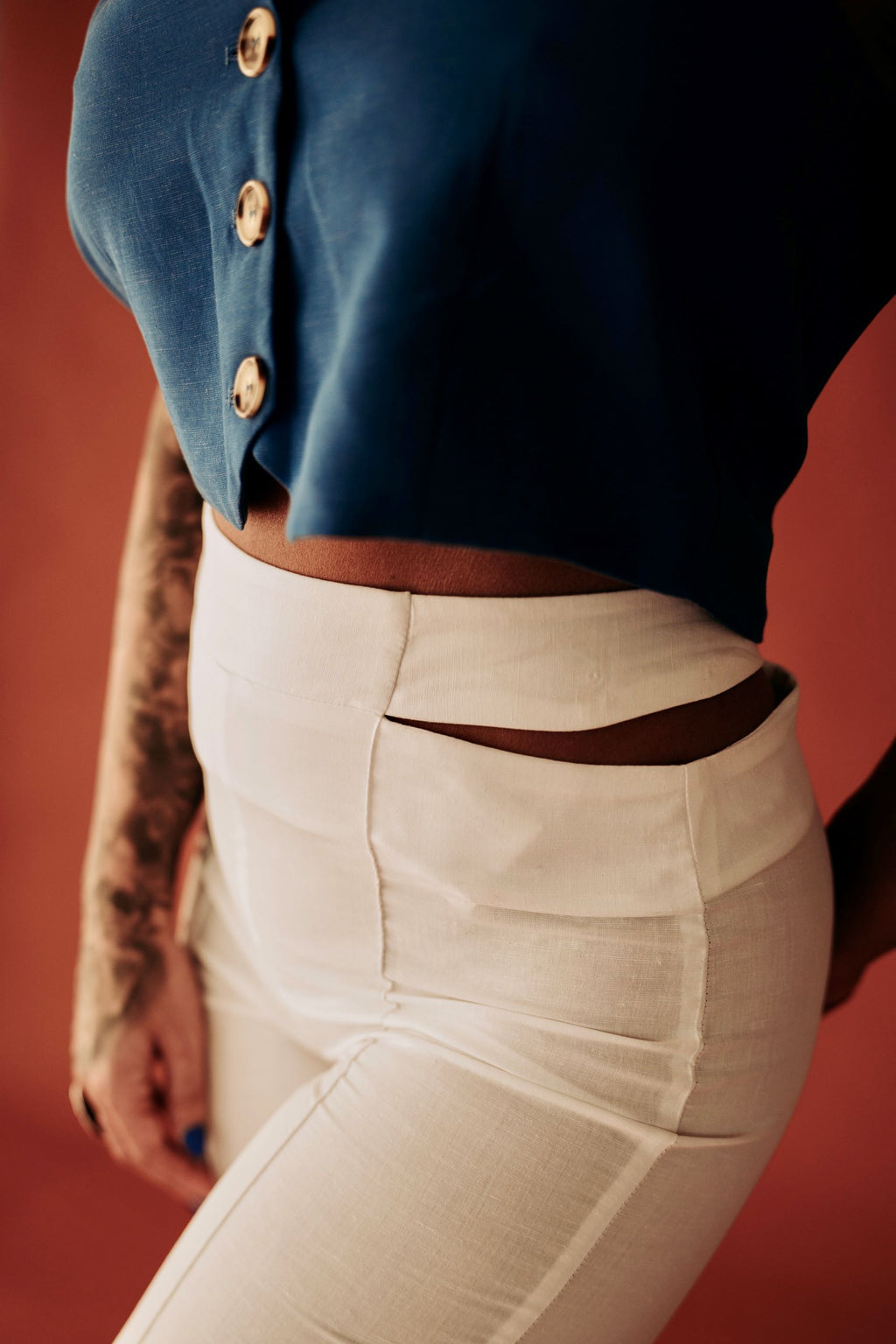 Cataleya-pantalon-lino-detalle