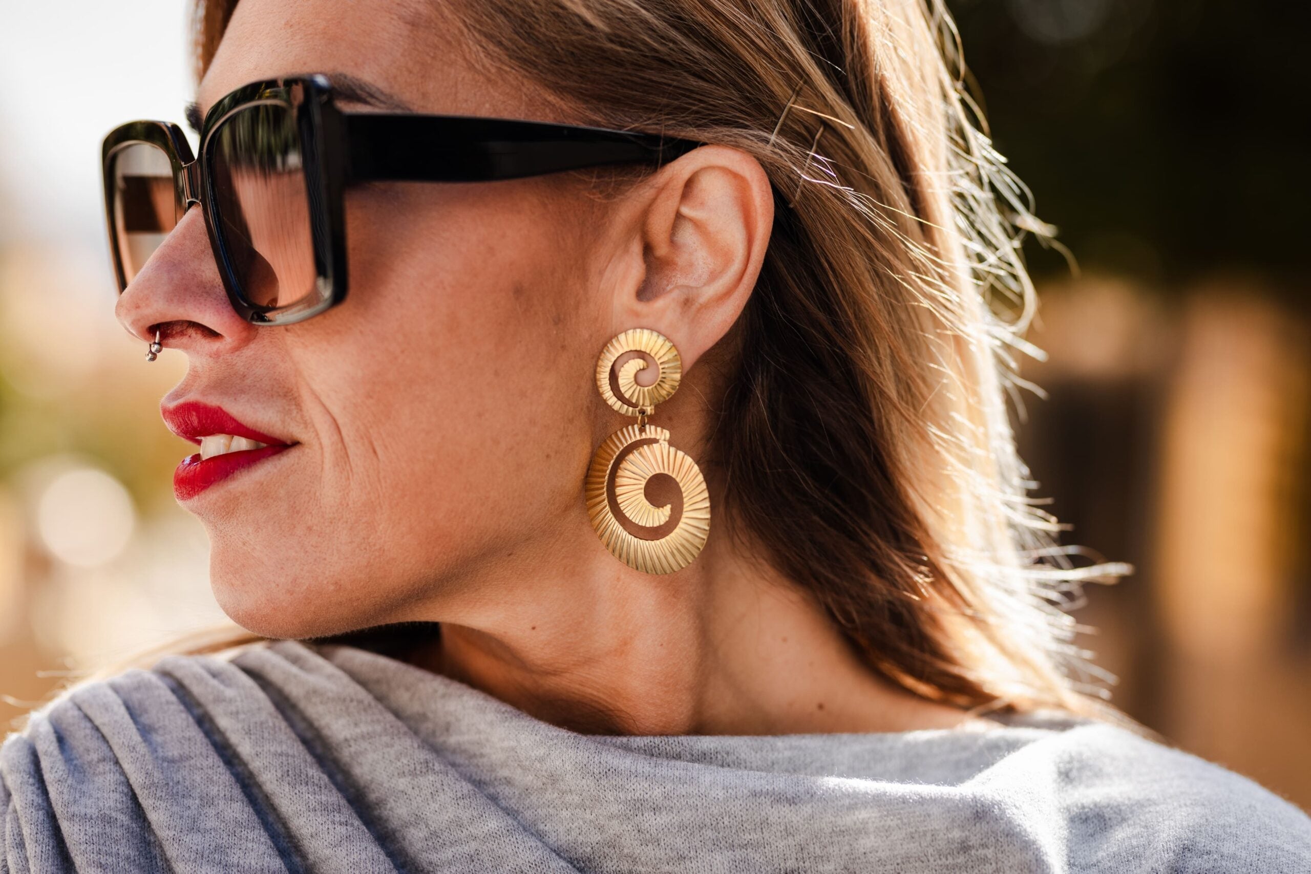 Cataleya-pendiente-dorado.