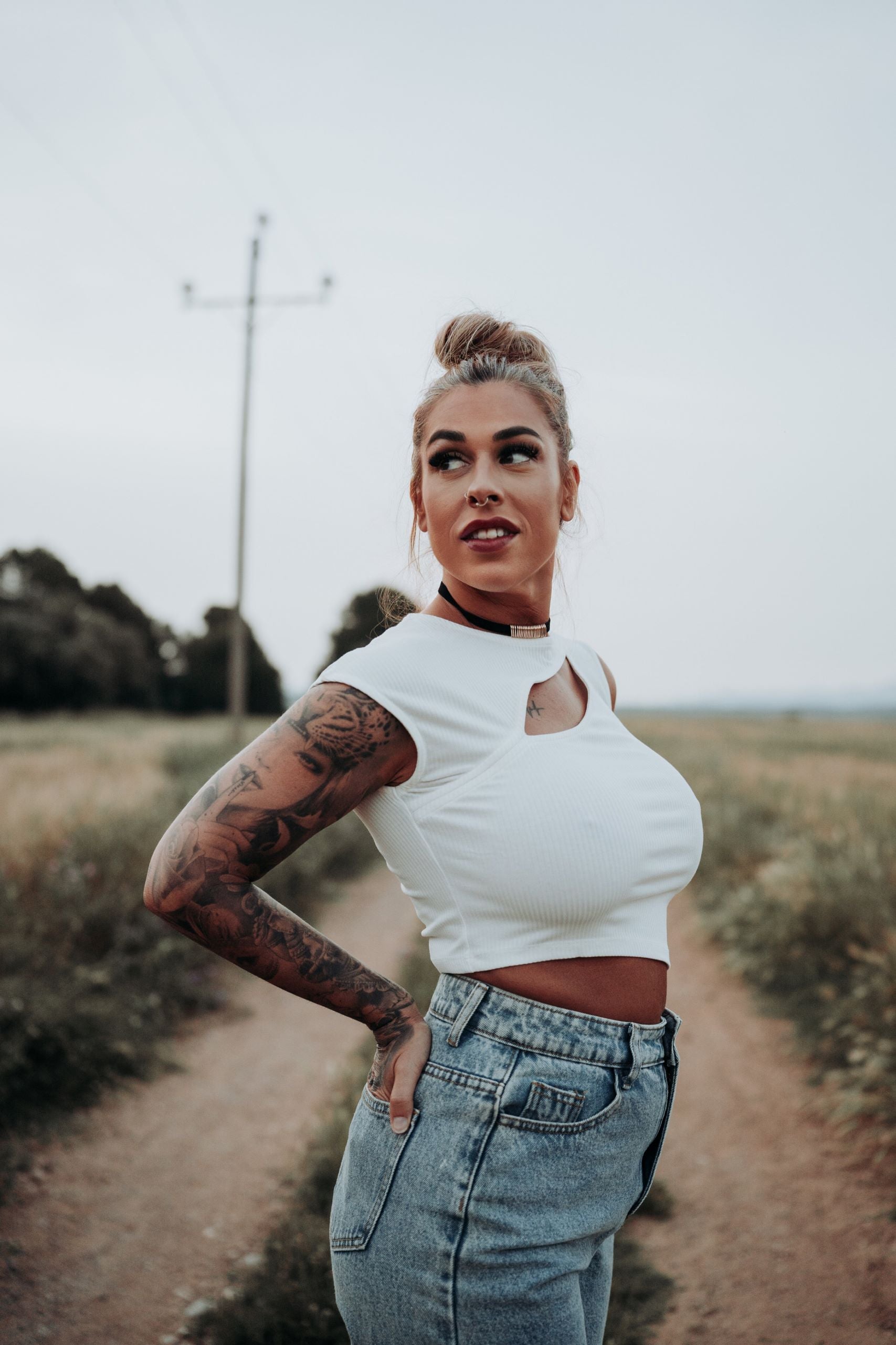 Cataleya-top-corto-asimetrico