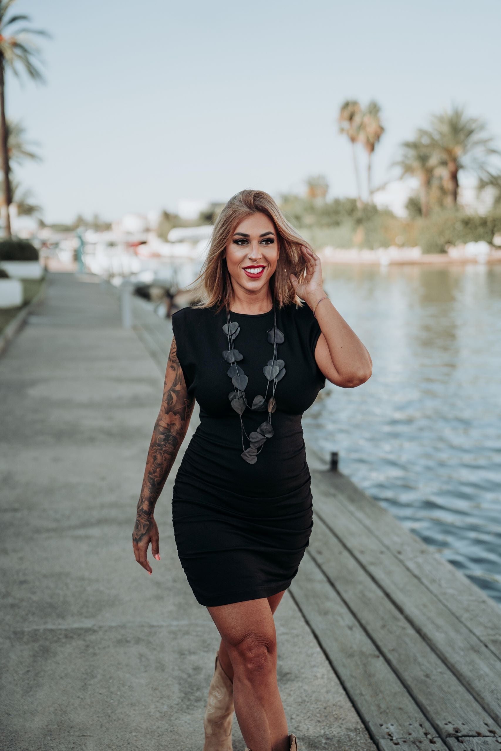 Cataleya-vestido-collar