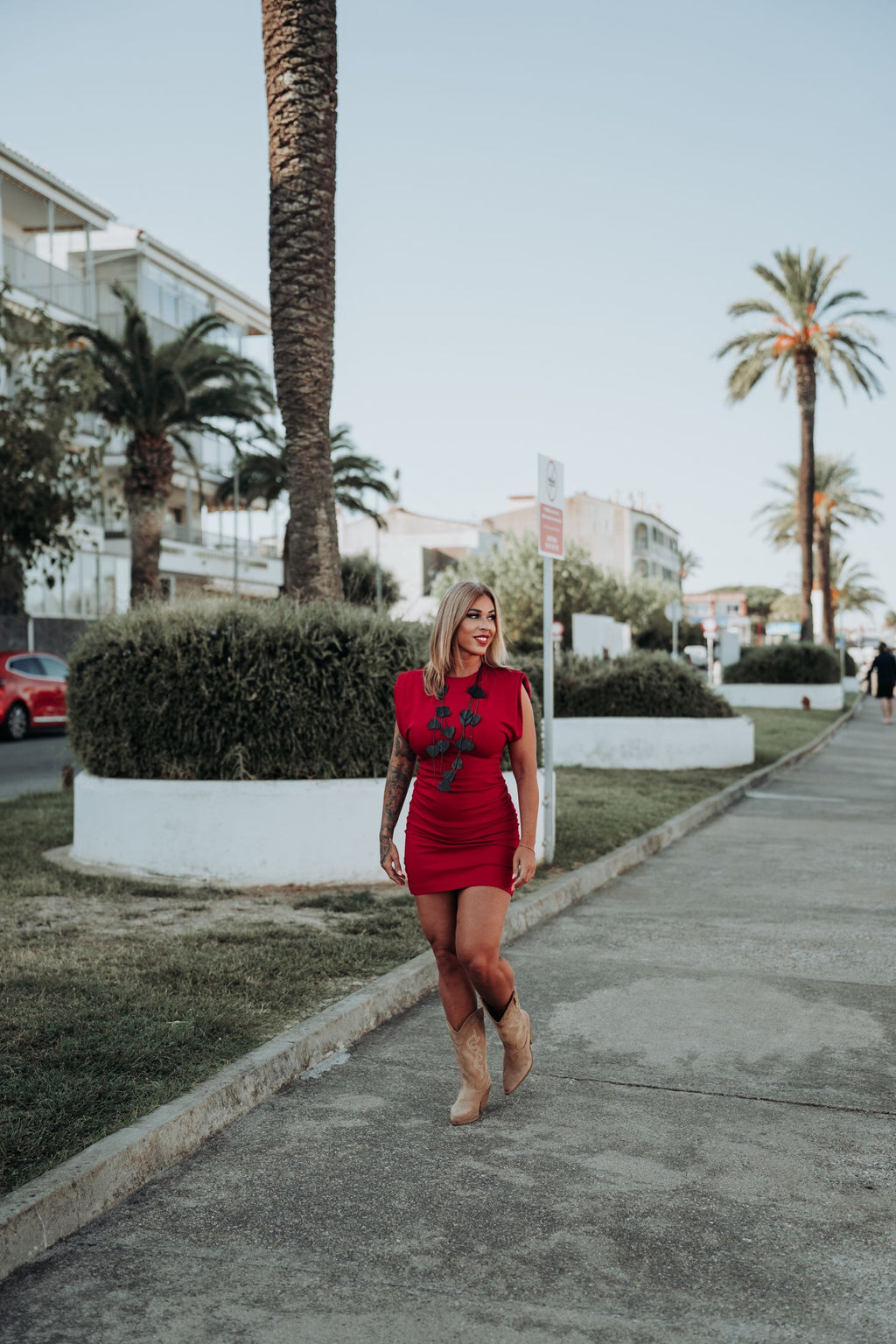 Cataleya-vestido-collar