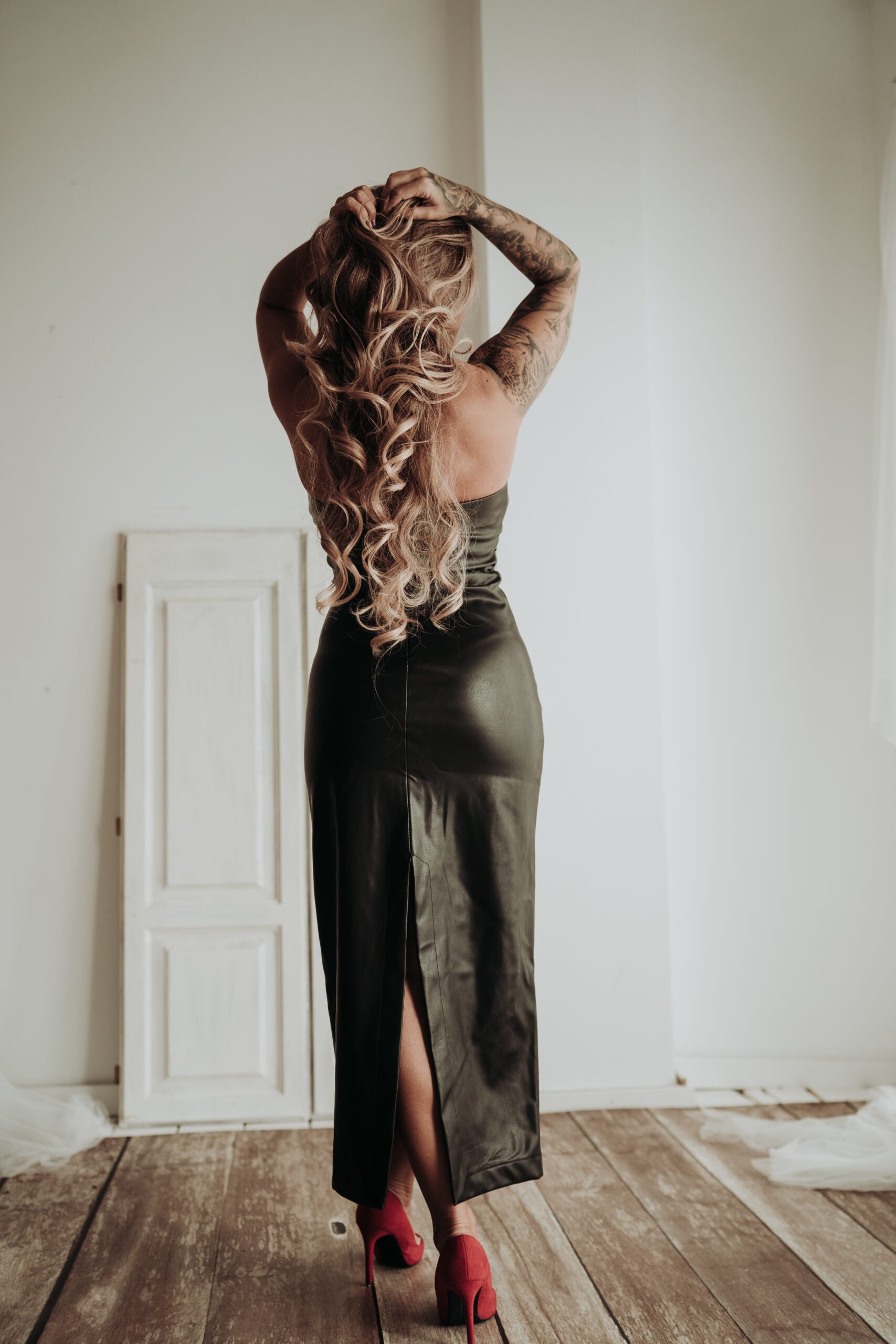 Cataleya-vestido-cue4ro-espalda