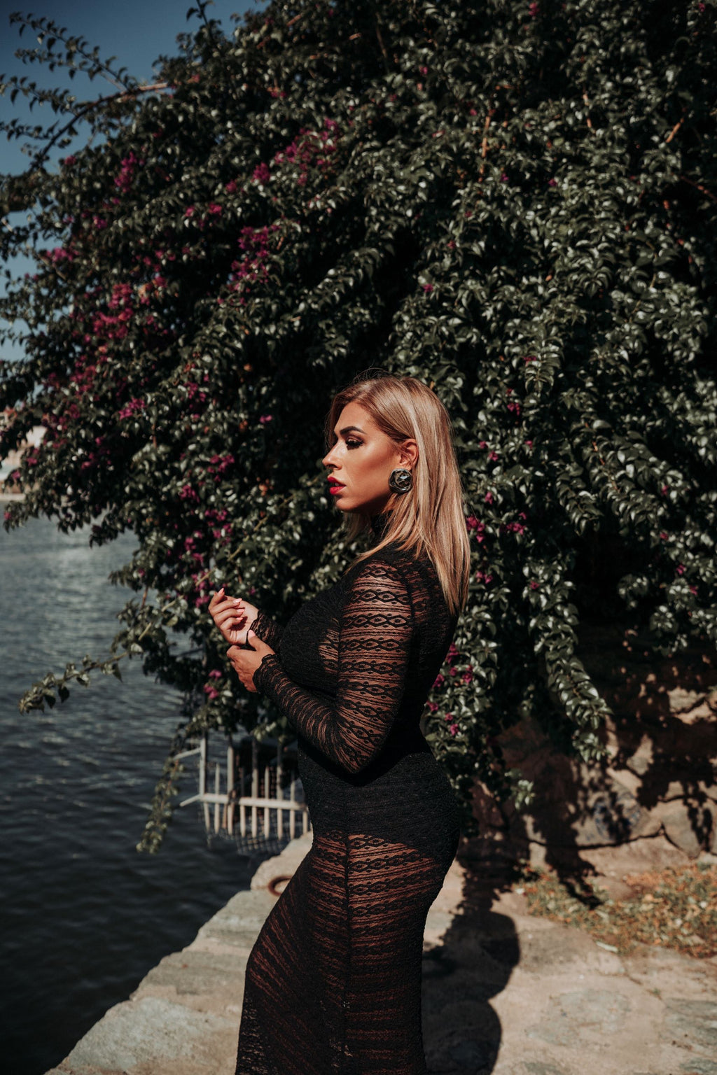 Cataleya-vestido-encaje-con-forro