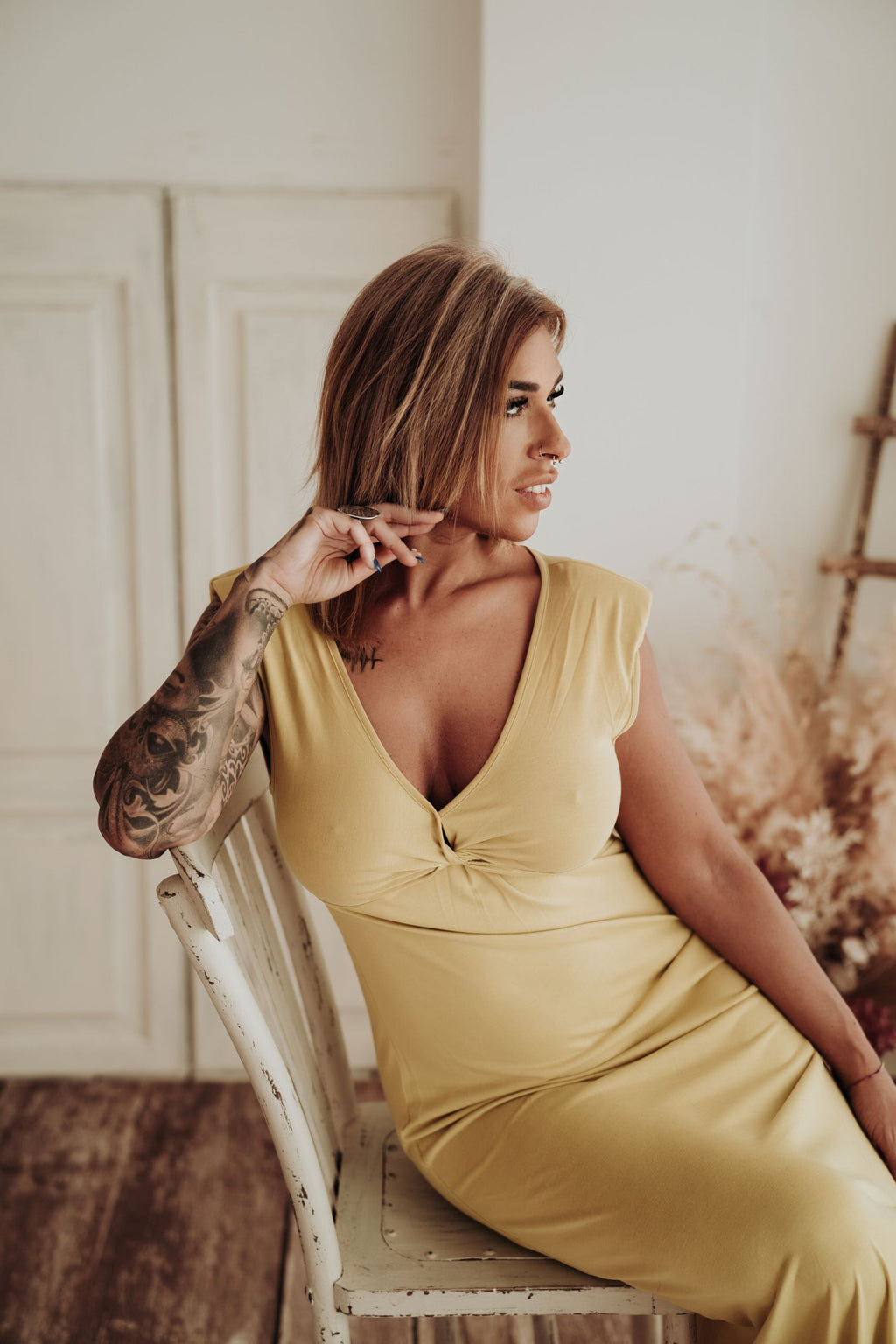 Cataleya-vestido-midi-escote