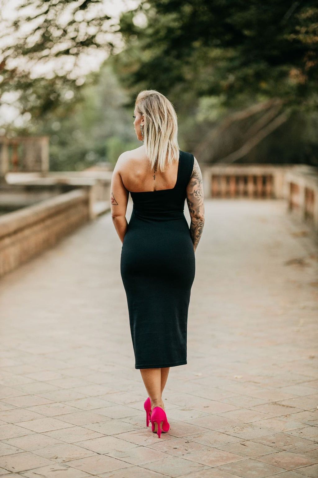 Cataleya-vestido-negro-tubo.