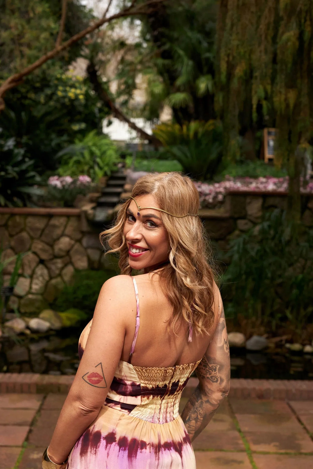 Cataleya-vestido-parte-atras_reduida