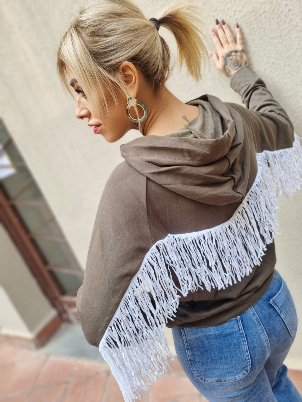 cataleya-sudadera-flecos