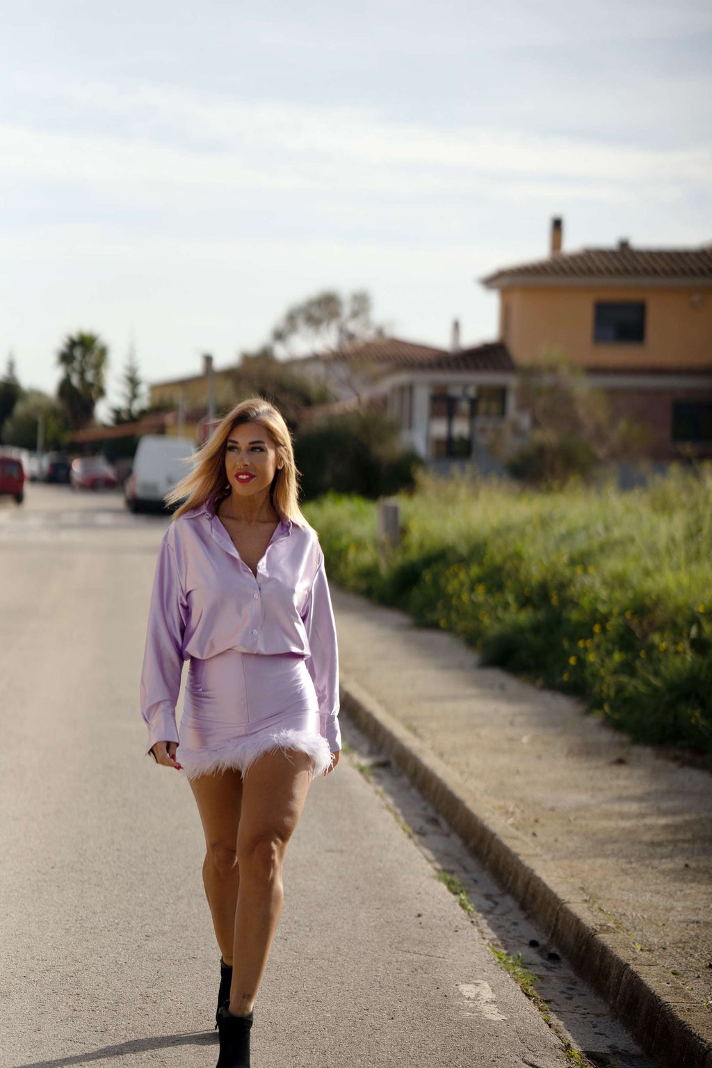 cataleya-vestido-plumas-3