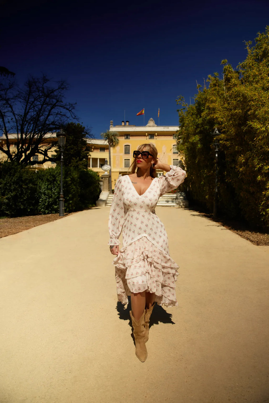 Vestido floral volantes